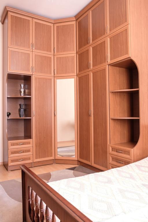 Apartment On Hanrapetutyan Street Erevan Esterno foto
